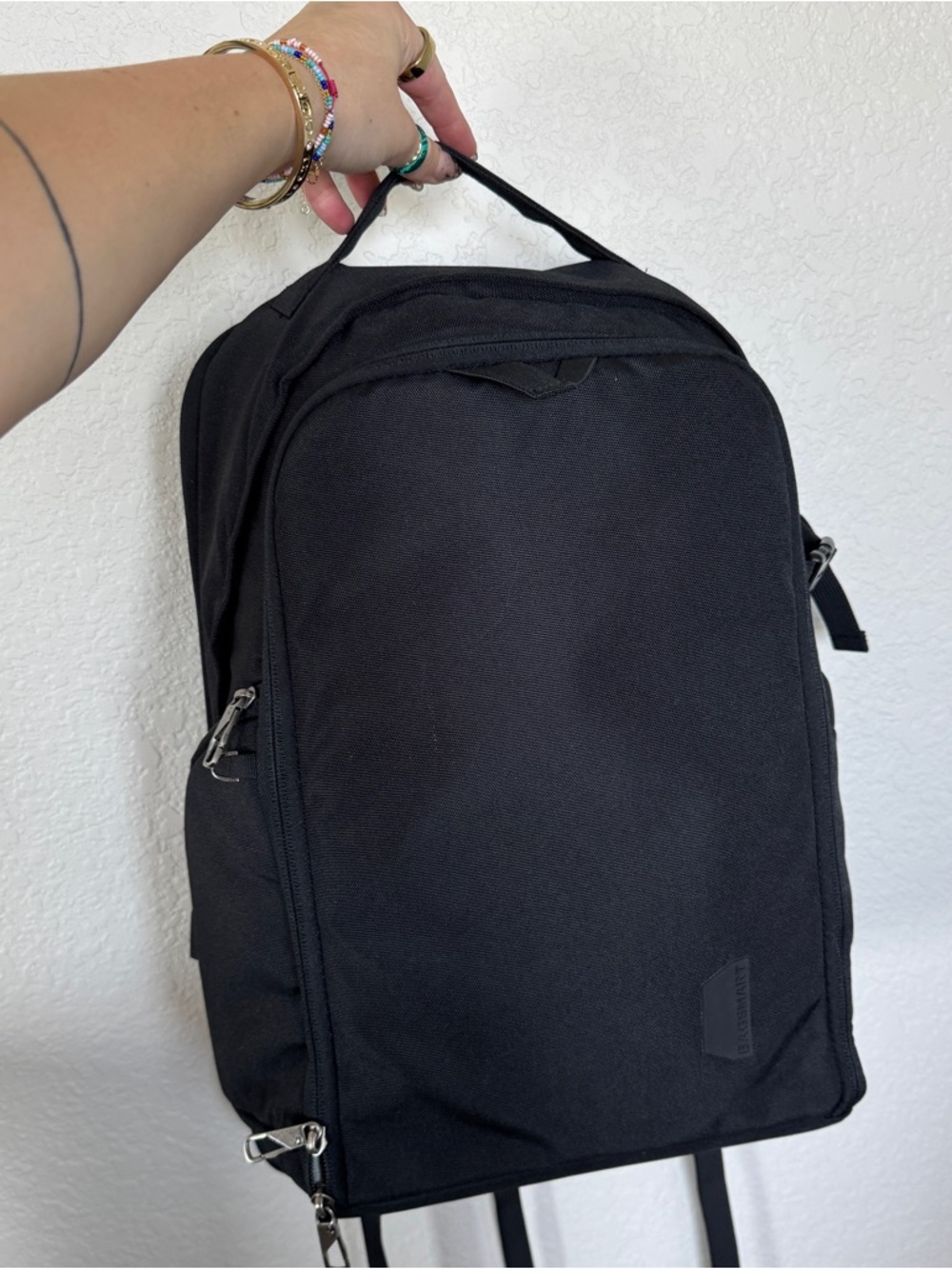 Bagsmart camera bag with laptop sleeve